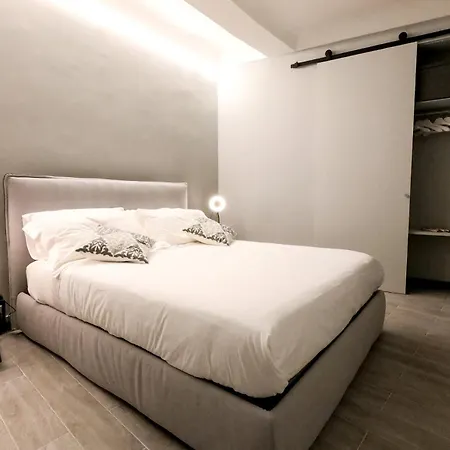 Tra La E I Vicoli Apartment